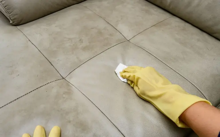 Fuja do TikTok! Essa é a única receita que protege seu sofá de verdade