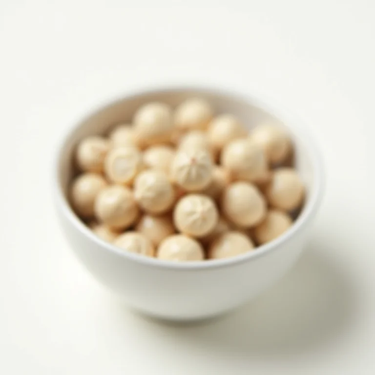 Grãos de pimenta branca em uma tigela de cerâmica