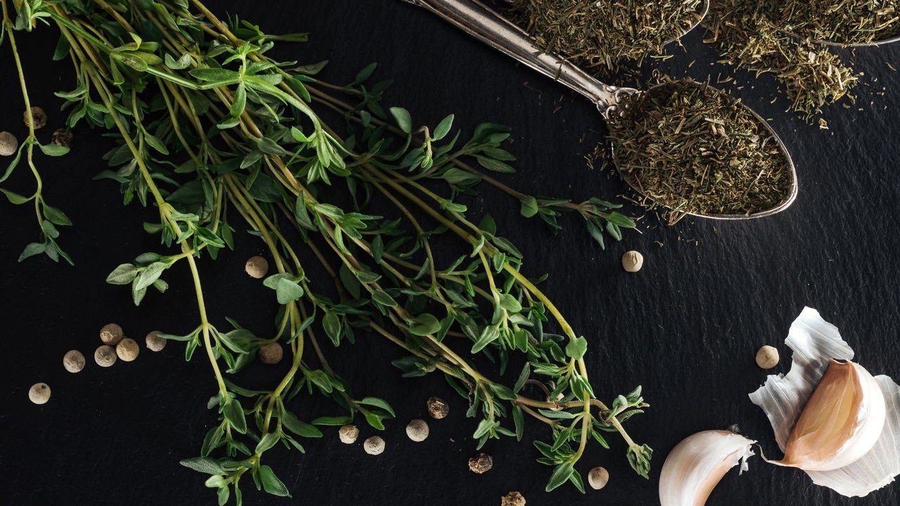 Dica #6: Faça um Gargarejo com Tomilho para Aliviar Dores de Garganta - inspiração 2
