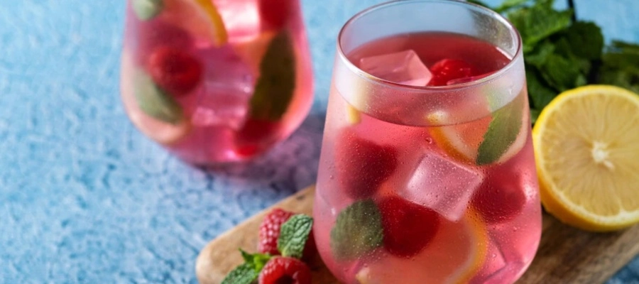 Pink Lemonade Alcoólica: Um Cocktail Refrescante para o Verão - inspiração 2