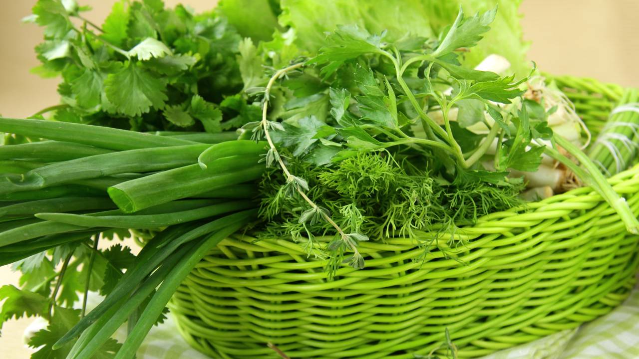 Salsa Lisa e Limão: O Segredo Para um Frango Assado Irresistível - inspiração 3