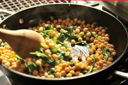 Vegano Power: Levedura Nutricional para um Sabor Queijoso - inspiração 1